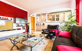 Ferienwohnung Koeln Messenaehe